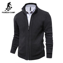 Load image into Gallery viewer, men sweaters knitted zipper cardigan male Top quality